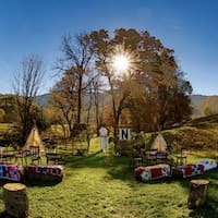 Home Rustic Barn & Farm Wedding Venues service block 3 Appalachian Farm Weddings